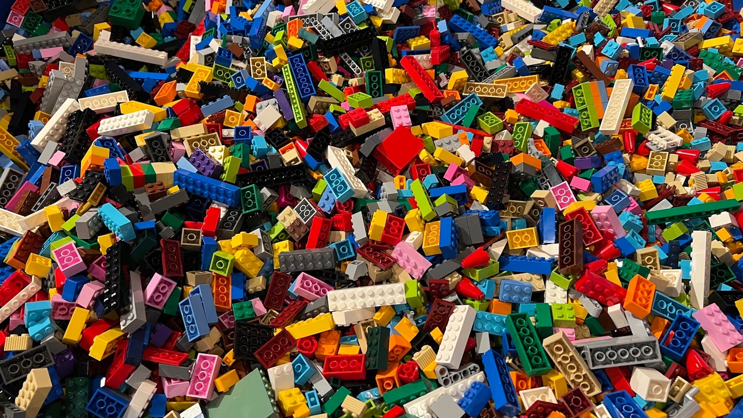 Why Vintage Lego® Appeals to Collectors